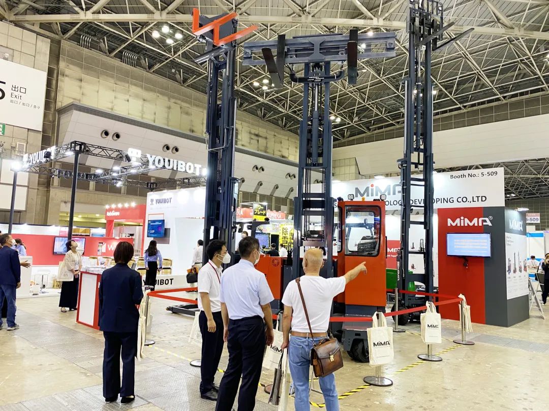 米瑪全向叉車.jpg
