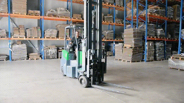 米瑪鉸接式電動叉車.gif