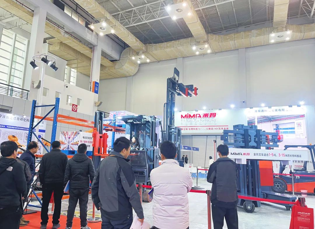 米瑪電動(dòng)叉車展會(huì)5.jpg